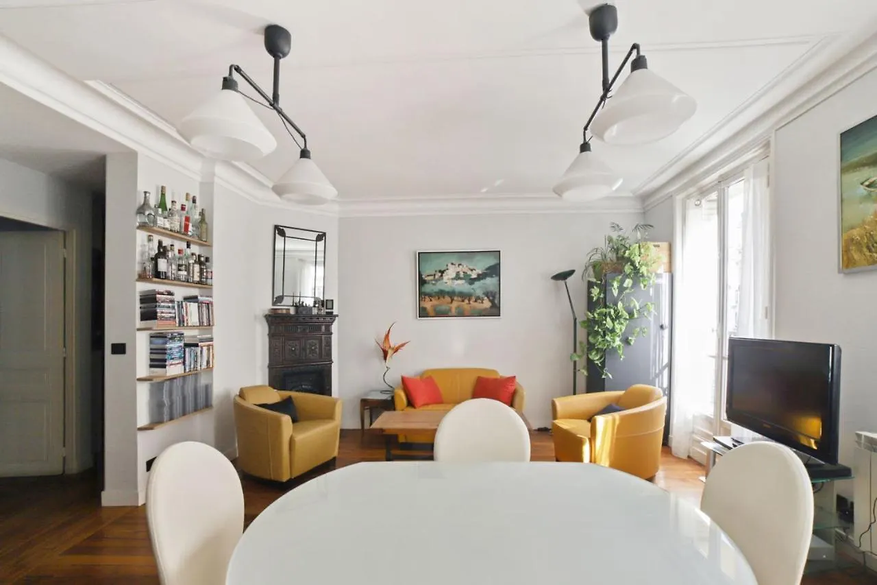 Apartment Appartement Duhesme - Welkeys Paris